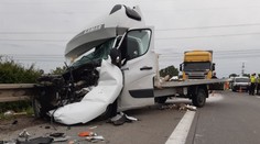 Dálnici D2 u Brna zablokovala nehoda čtyř aut. Jeden člověk se zranil