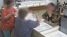 Recidivista vytrhl prodavačce zlatý řetízek. Dostihl ho majitel zlatnictví