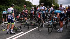 Neukázněná fanynka z Tour de France dostala pokutu. Kolik musí zaplatit?
