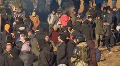 Uprchlíci utíkají do Polska. Na hranicích mrznou ukrajinské matky s dětmi