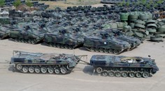 Kousek od českých hranic je obří pohřebiště tanků! GALERIE UVNITŘ