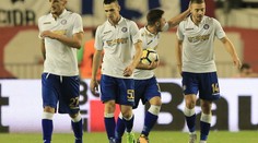 Tým s českým stoperem si uřízl velkou ostudu! Fanoušci ji neunesli