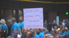 Odboráři nejsou spokojení s vládou. Na říjen svolali demonstraci