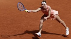Bouzková prolétla ve Štrasburku do 2. kola, dál jde i Lehečka v Hamburku