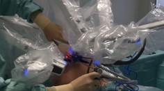 V první české nemocnici operoval robot! Tohle všechno dokáže