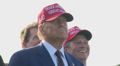 Trump oznámil první obchodní cla. Mexiko a Kanadu trestá za drogy