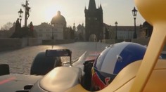 VIDEO: Zběsilá jízda formule po Česku a Slovensku nahání husí kůži