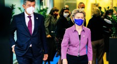 EU přitvrdí vůči Česku, zaklekne na "rudé zóny". Řešily se očkovací pasy