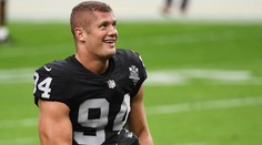 Revoluce v NFL. Fotbalista přiznal, že je gay. Jako první v historii