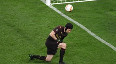 Fanoušci Arsenalu se pustili do Čecha! Stál jsi nás trofej, zuří
