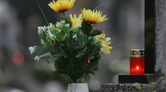 Senior šel o Dušičkách na hřbitov, čekal ho tam šok. Ani policie to nedokáže pochopit
