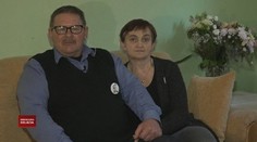 Vládní šaráda a klam: Rodiče zavražděného páru promluvili