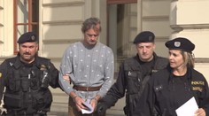 Muž posekal kamaráda mačetou. Nejspíš kvůli odmítnutému sexu