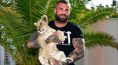 Karlos Vémola bude mít nového lva, fanoušky žádá o pomoc se jménem