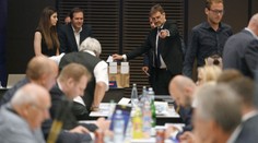 Volba prezidenta ČSLH? Kocourkov! Delegáti zmatení, zařízení nefungovala