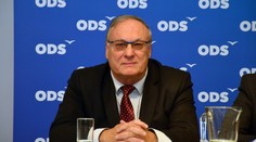 Poslanec Ventruba podlehl covidu, Sněmovna za něj držela minutu ticha