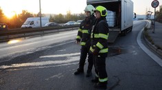 Hromadná nehoda brzdila příjezd do Prahy, autobusy měly zpoždění