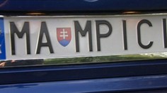 Slováky pobouřil vulgární nápis na SPZ! Jak to řidič vysvětlil?