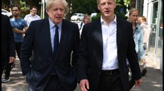 Johnsonův masakr! Do vlády dosadil zastánce brexitu i svého bratra