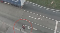 Opilý otec se potuloval s dítětem po městě! Měl téměř dvě promile