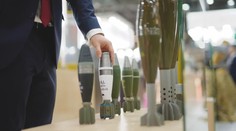 Českým zbrojařům se rekordně daří. Stát je musí podpořit, říká ekonom