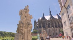 Přes řeky, lesy a louky až na hrad. Středočeši lákají na turistiku i historii