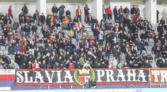 Aktivní fanoušci Slavie odmítají peníze za vstupenky. Kritizují politiku klubu