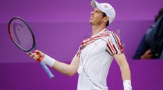 Murray si odskočil na zápas Eura, před Wimbledonem přišel o hlas