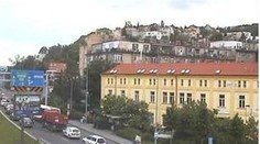 Doprava v tunelu stála, kvůli porouchanému kamionu v Krči