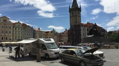 UPGRADE: Test navigací – vrak, limuzína a obytňák v centru Prahy