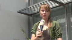 Fotil dívky na WC. A rozhádal policisty se strážníky