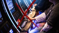 Praha chce zakázat výherní automaty. Jen to přesune na internet, zní kritika