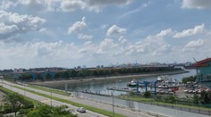 Pojedeme podle Singapuru, říkal Babiš. Zemi teď zasáhla druhá vlna