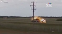 Vteřiny děsu: Auto za jízdy trefil a roztavil blesk! VIDEO