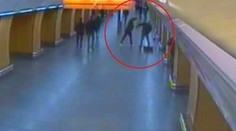 Rvačka v pražském metru: Muž vytáhl pistoli, zasahovala policie