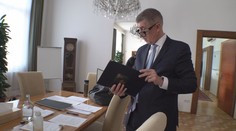 Stínová vláda zasedne ve čtvrtek. "Budete o nás slyšet," slibuje Babiš