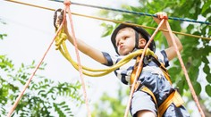 Vážné zranění v lanovém centru! Pro chlapce (8) letěl vrtulník