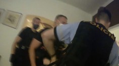 Matka se bála jít domů kvůli agresivní dceři. Ta nadýchala skoro tři promile