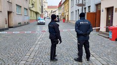 Bytem v Kroměříži otřásl výbuch. Lidem poskytla azyl záchranka
