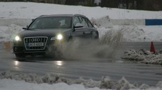 Audi S4: do zatáček rychleji