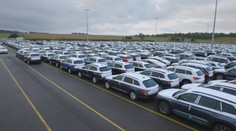 Čekání na nová auta se zkrátí, budou ale stále dražší