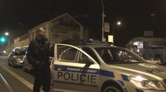 Opilec vytáhl zbraň a chtěl střílet. Skončil v poutech a za mřížemi
