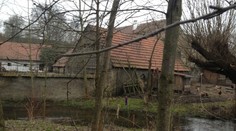 Chlapeček (1,5) se utopil v Zákolanském potoce! Strhl ho proud