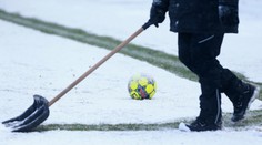 Příval sněhu? Je to boj, fotbalovost se maže. Slavia? Výsměch, hlásí Kalivoda