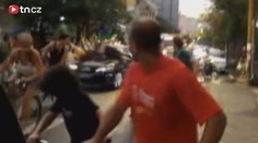 ŠÍLENÝ ŘIDIČ vjel mezi cyklisty! Masakr odneslo 20 lidí