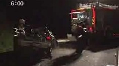 Mladou Polku museli z auta vystříhat