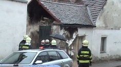 V Brně se hroutí starý dům. Ulice je uzavřena