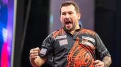 Šipkař Clayton vstoupil do World Series Finals vítězně. Končí naopak Heta