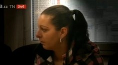 Plácnul přítelkyni po zadku, ta ho bodla nožem do břicha