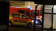 Na poště se vysypal bílý prášek z obálky, zaměstnance evakuovali